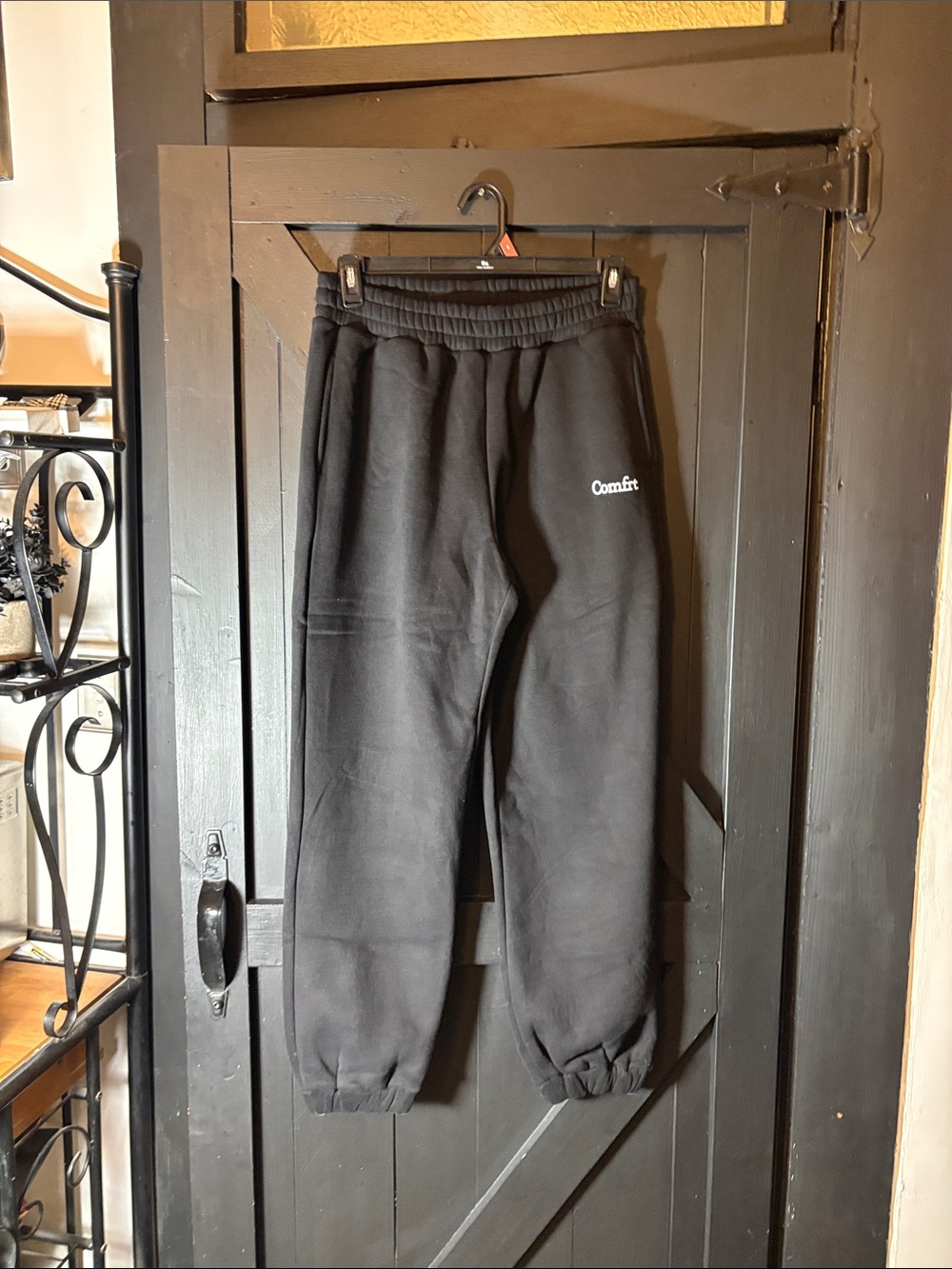 Comfirt Women's Black Logo Joggers — Relaxed Fit Track Pants